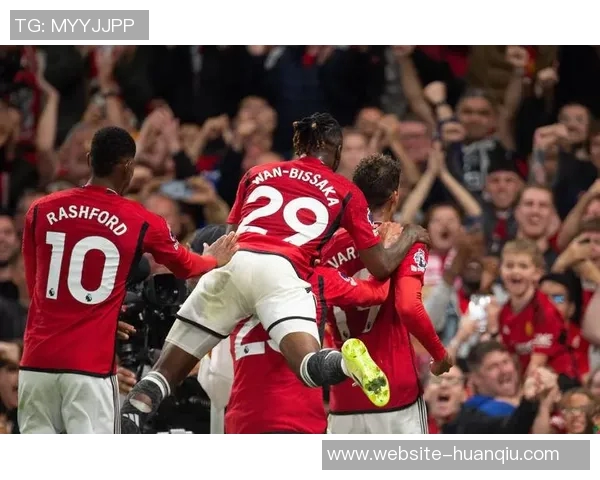 曼联发布战狼队海报期待胜利为2023年画上完美句号