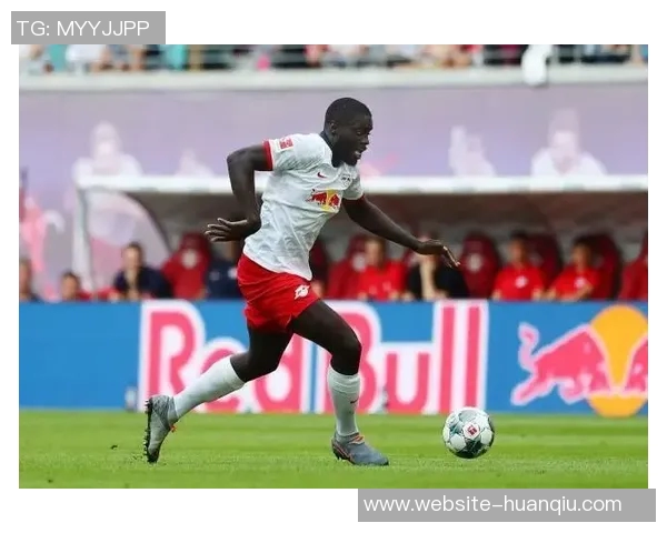 于帕梅卡诺坚定表态愿意留在拜仁并续约的决心