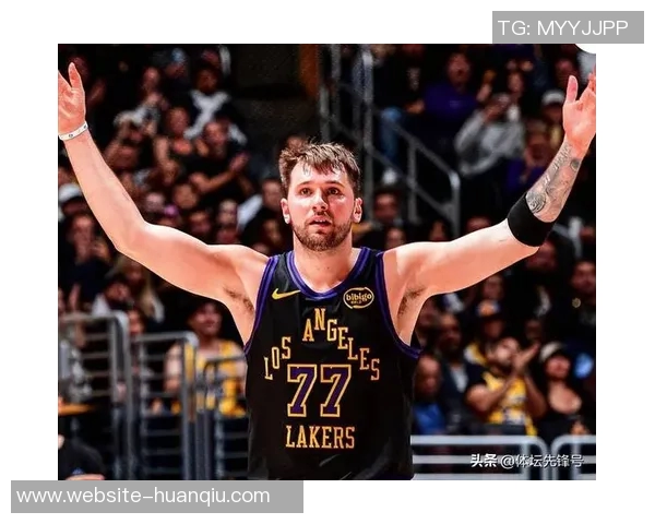 西部竞争激烈湖人太阳勇士开拓者齐遭败绩引发关注 西部竞争激烈湖人太阳勇士开拓者齐遭败绩引发关注